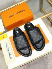 Picture of Louis Vuitton Slippers _SKULVsz38-46hnh0409997